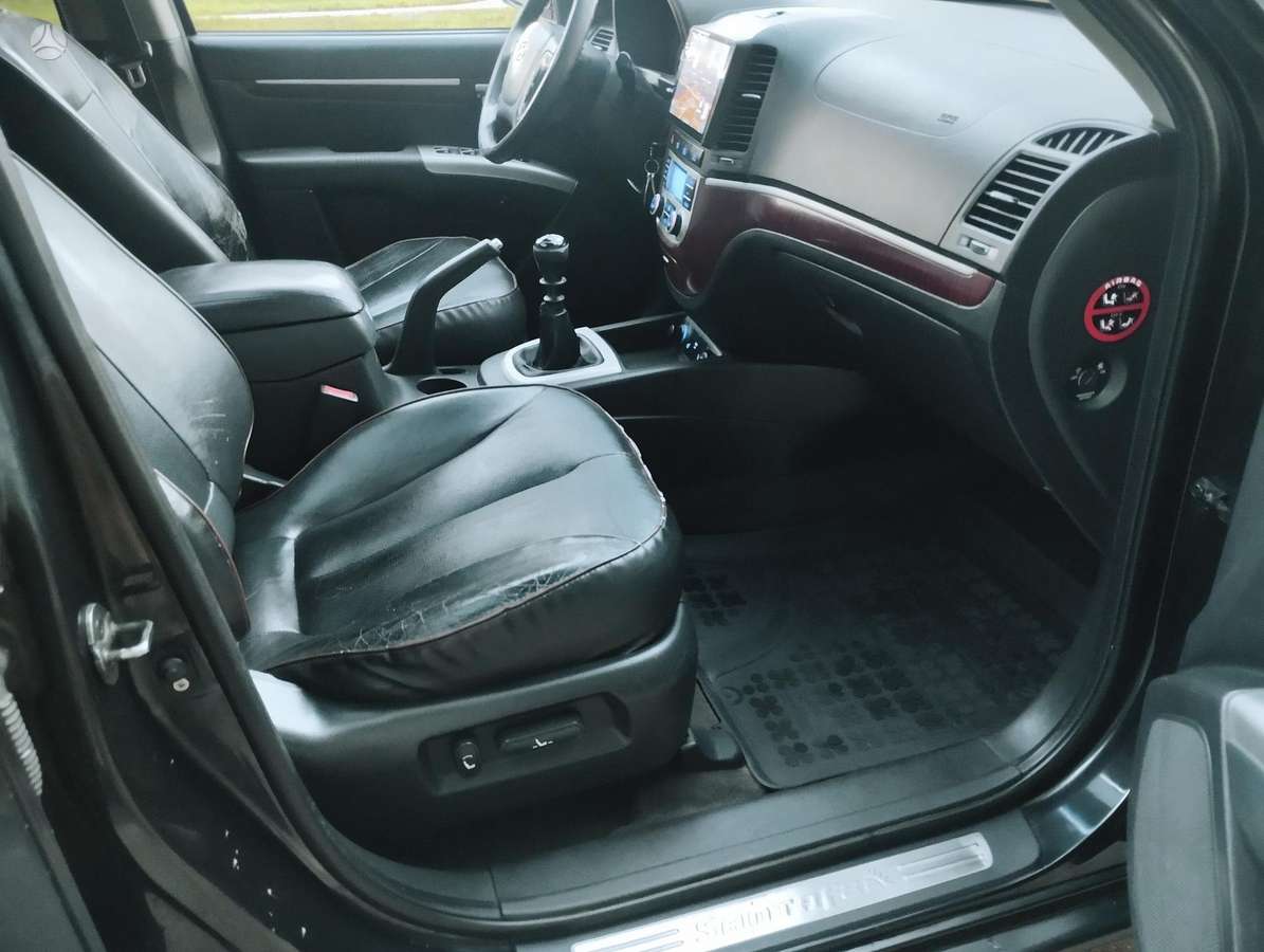 Hyundai Santa 2007 — photo 28