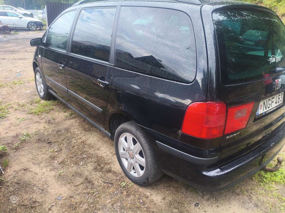 Seat Alhambra 2009 — двигун 1896 cm³, 116 HP (85kW)