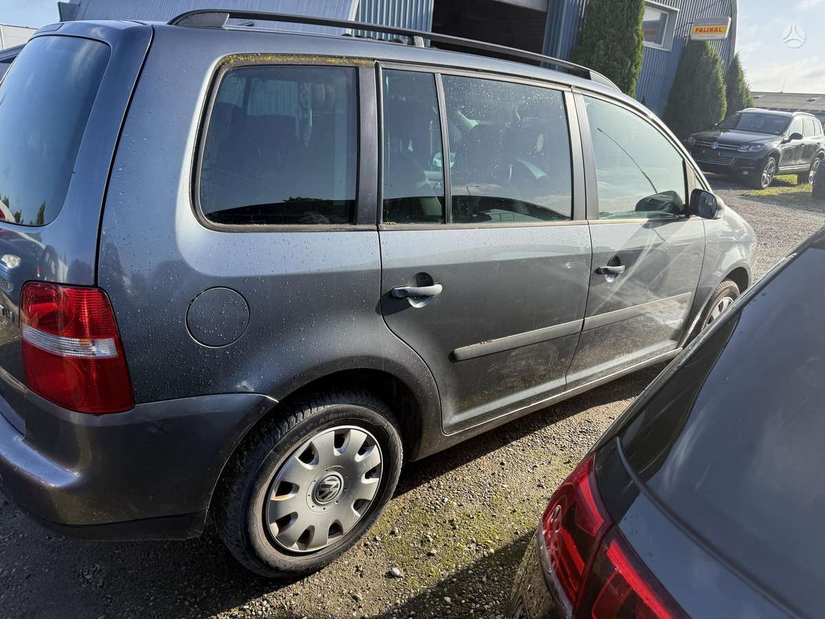 Volkswagen Touran 2005 — photo 6