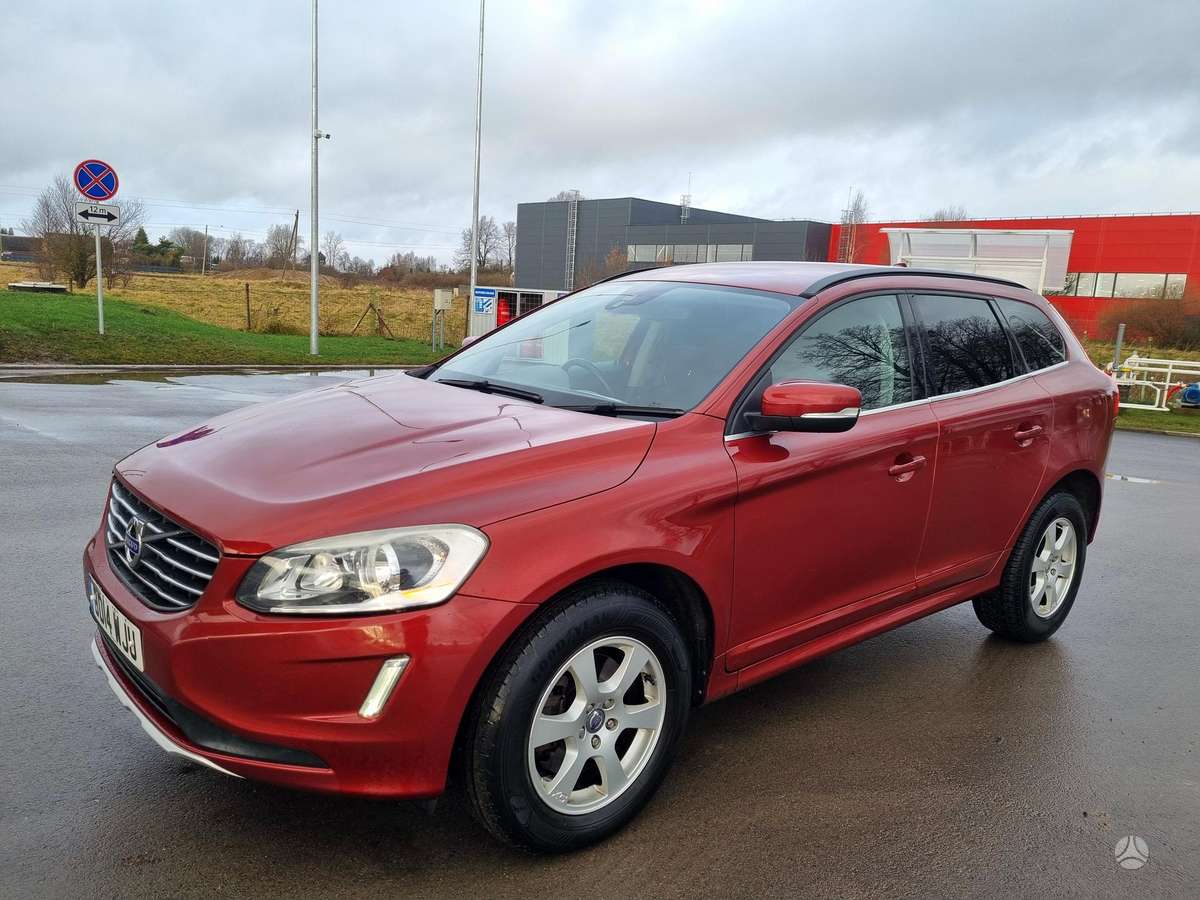 Volvo XC60 2014 — rear view