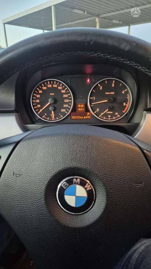 BMW 330 2007 — photo 9