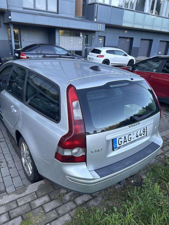 Volvo V50 2007 — салон