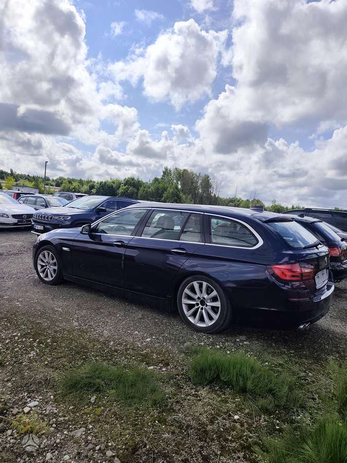 BMW 520 2011 — photo 5