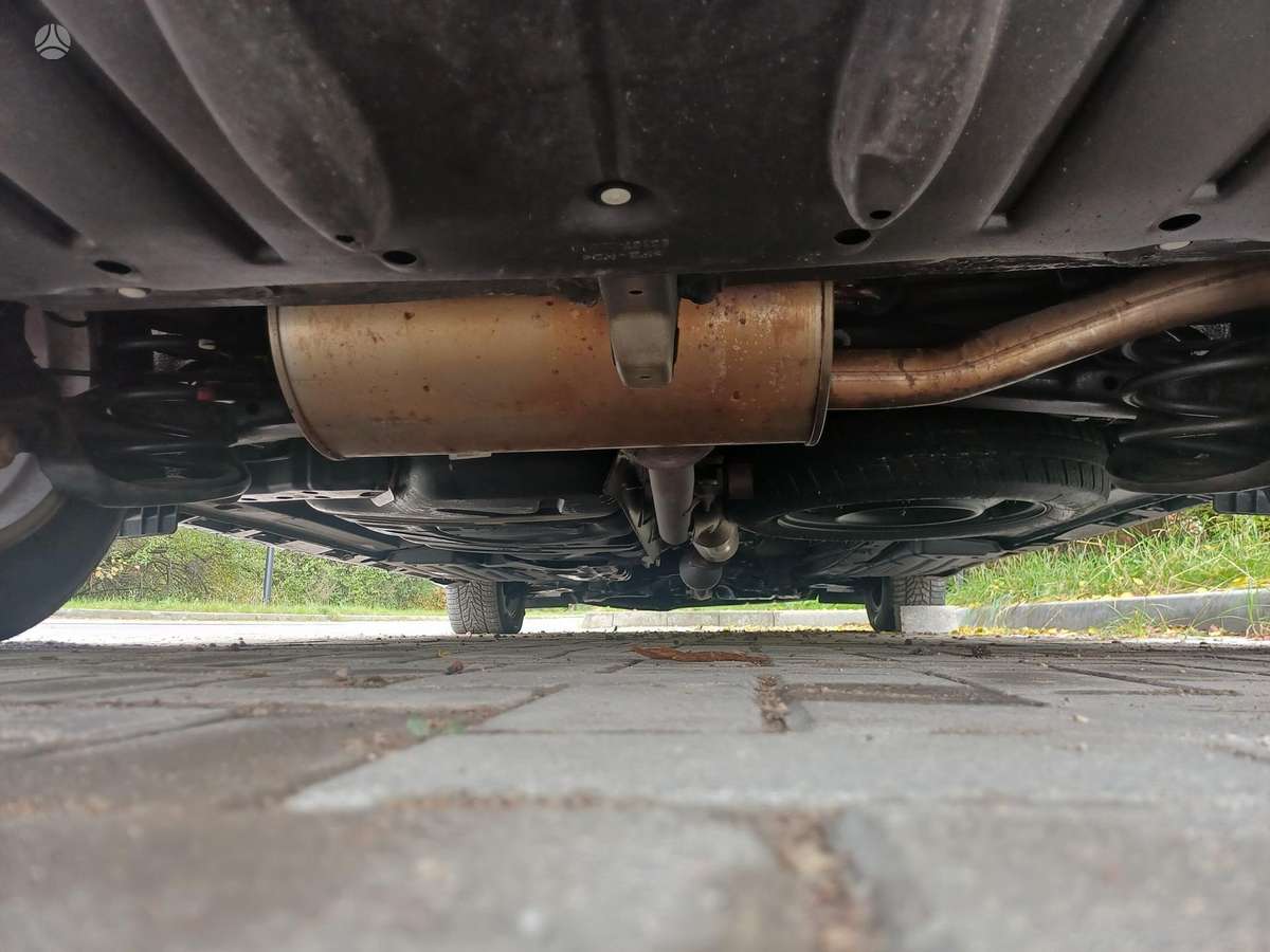 Toyota Sienna 2010 — photo 18