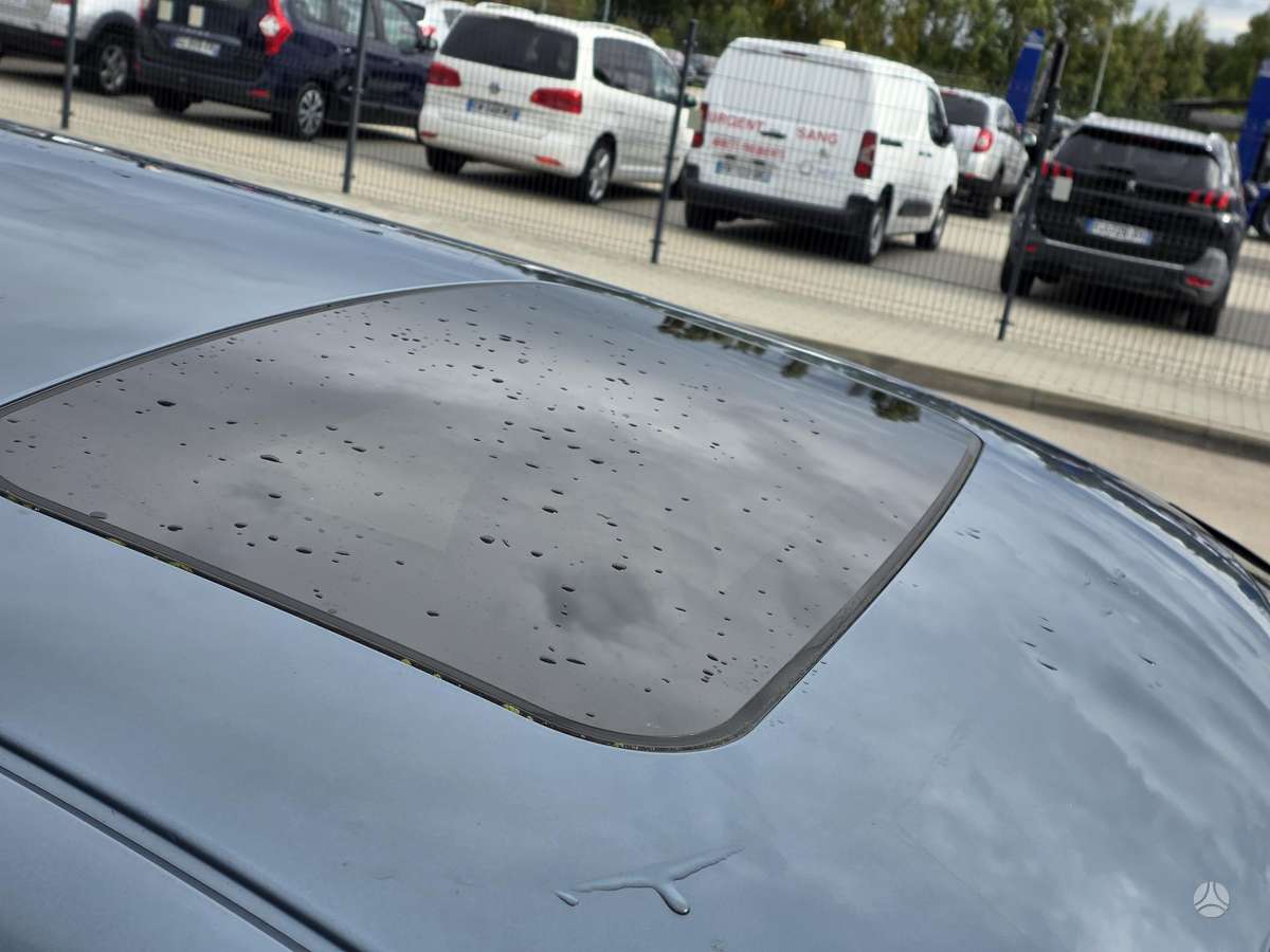 Volvo V70 2012 — photo 9