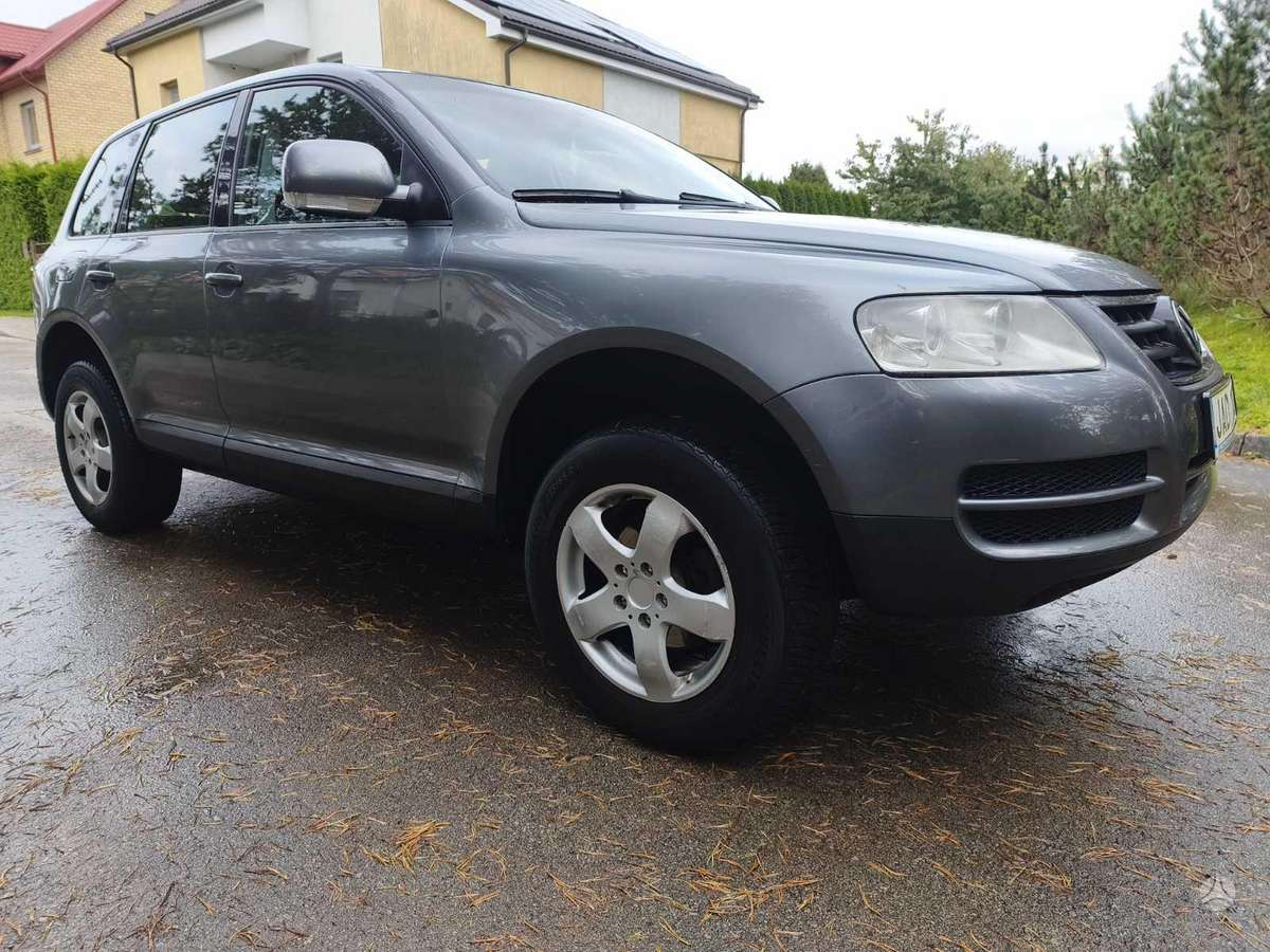 Volkswagen Touareg 2005 — салон