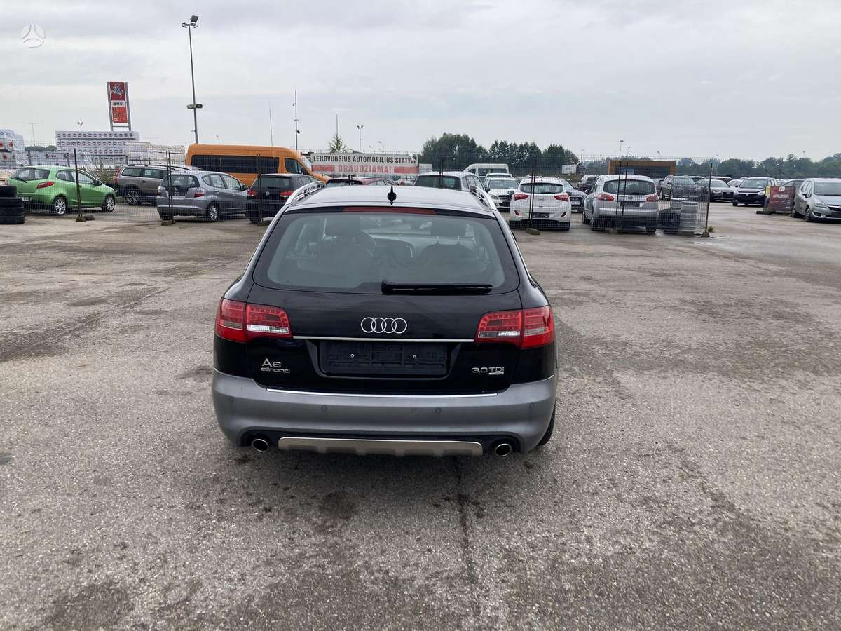 Audi A6 2010 — photo 5