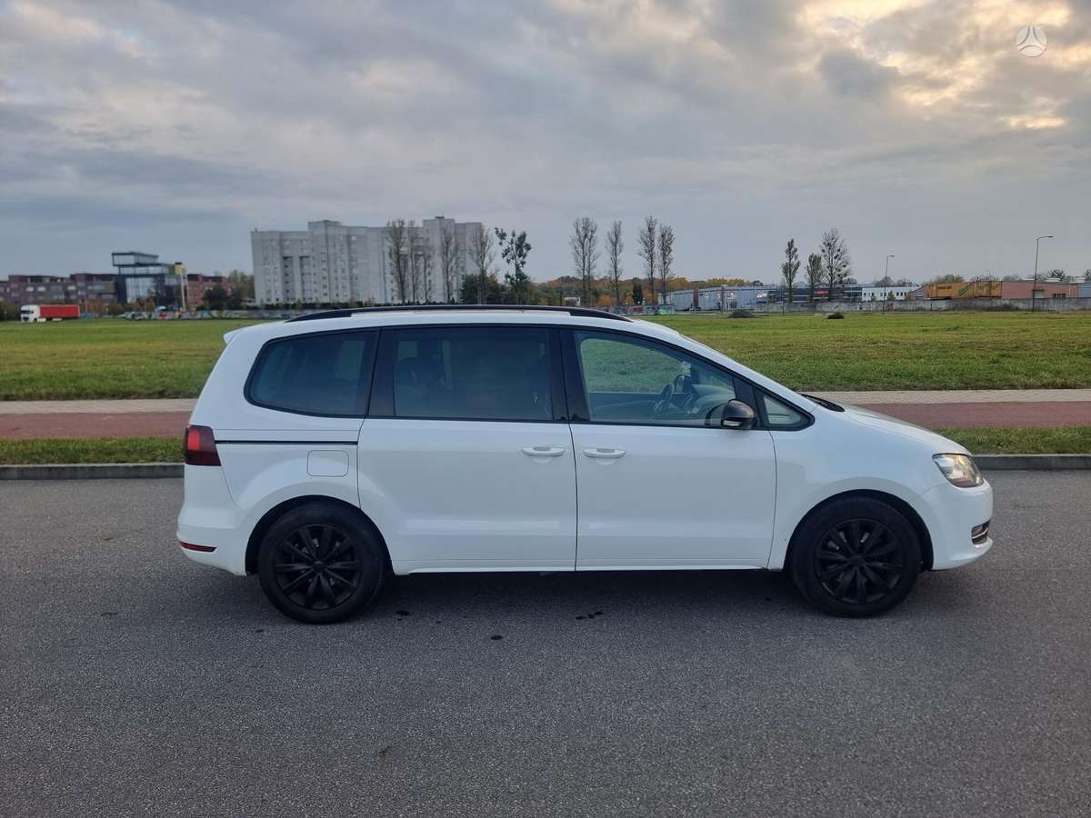 Volkswagen Sharan 2012 — engine 1968 cm³, 170 HP (125kW)
