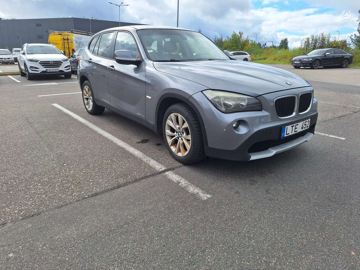 BMW X1 2010 — photo 16