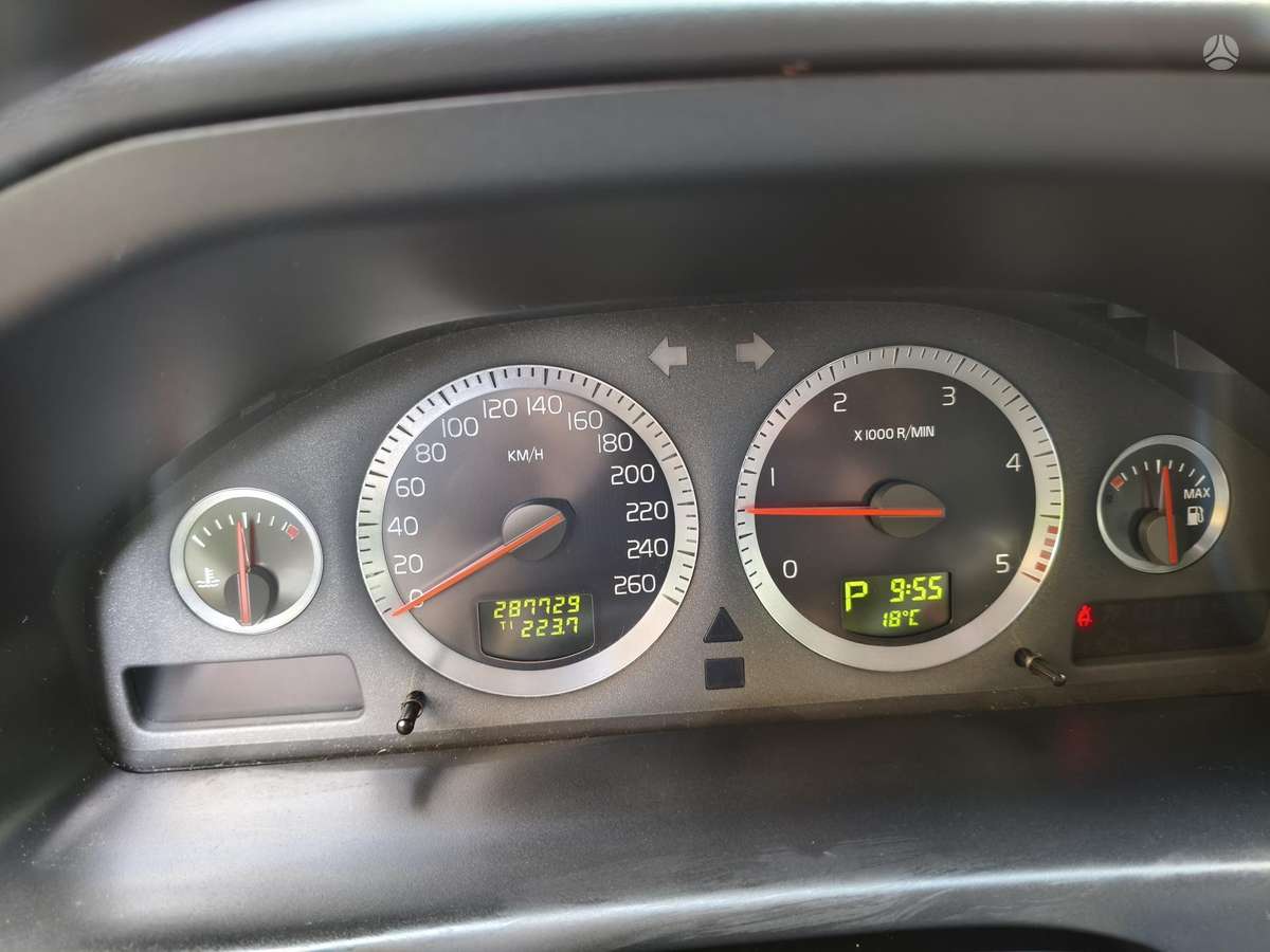 Volvo V70 2008 — photo 11