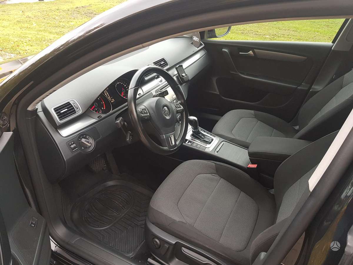 Volkswagen Passat 2014 — photo 22