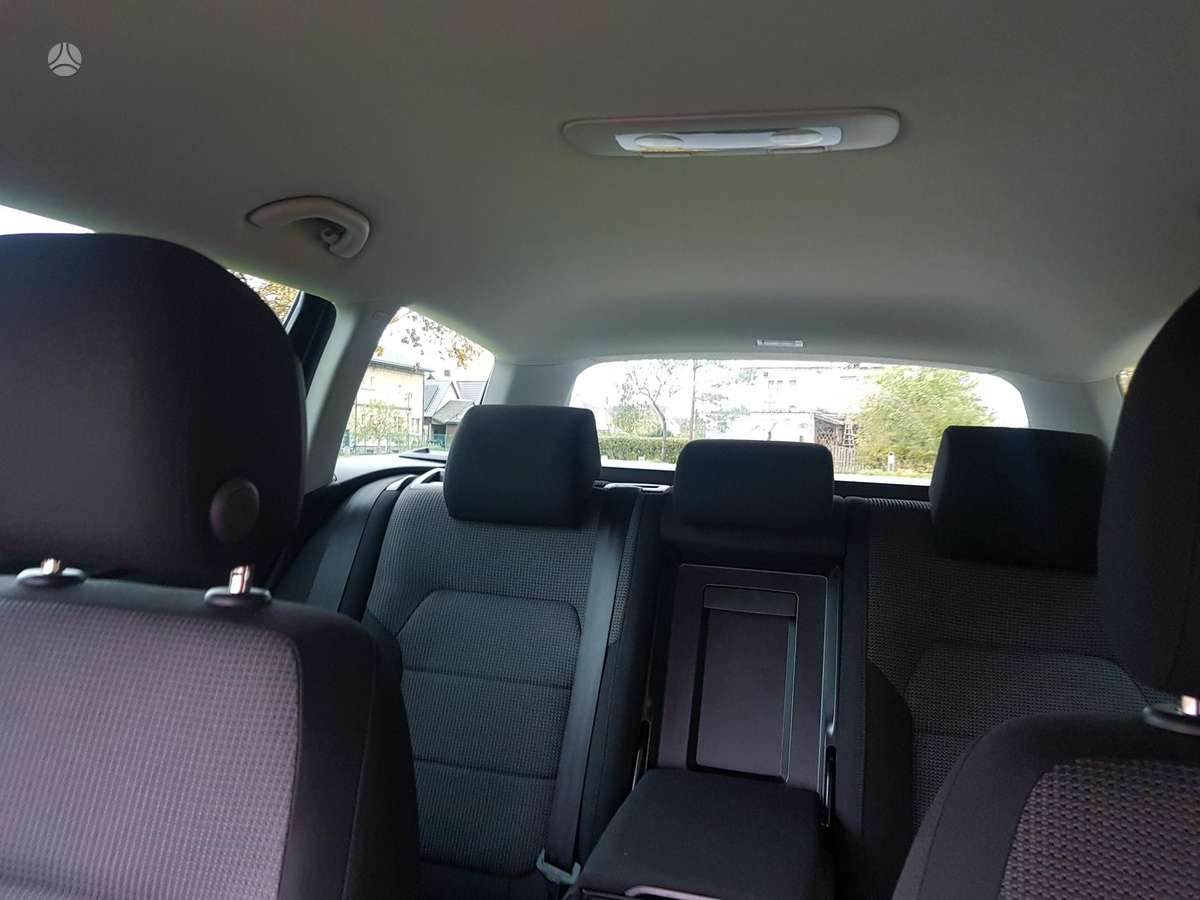 Volkswagen Passat 2014 — photo 36