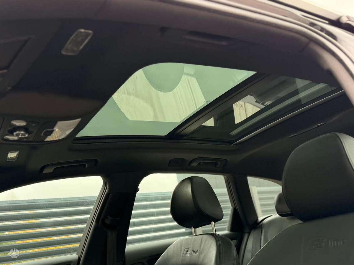 Audi A4 2011 — photo 13