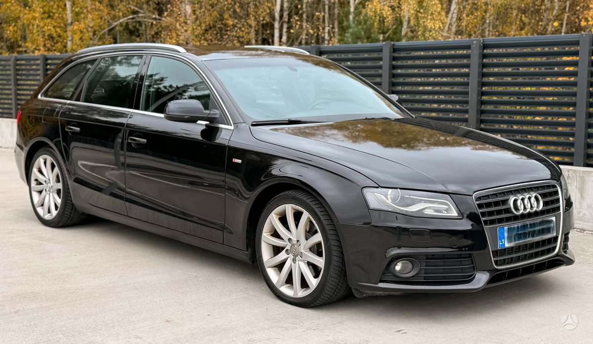 Audi A4 2011 — interior