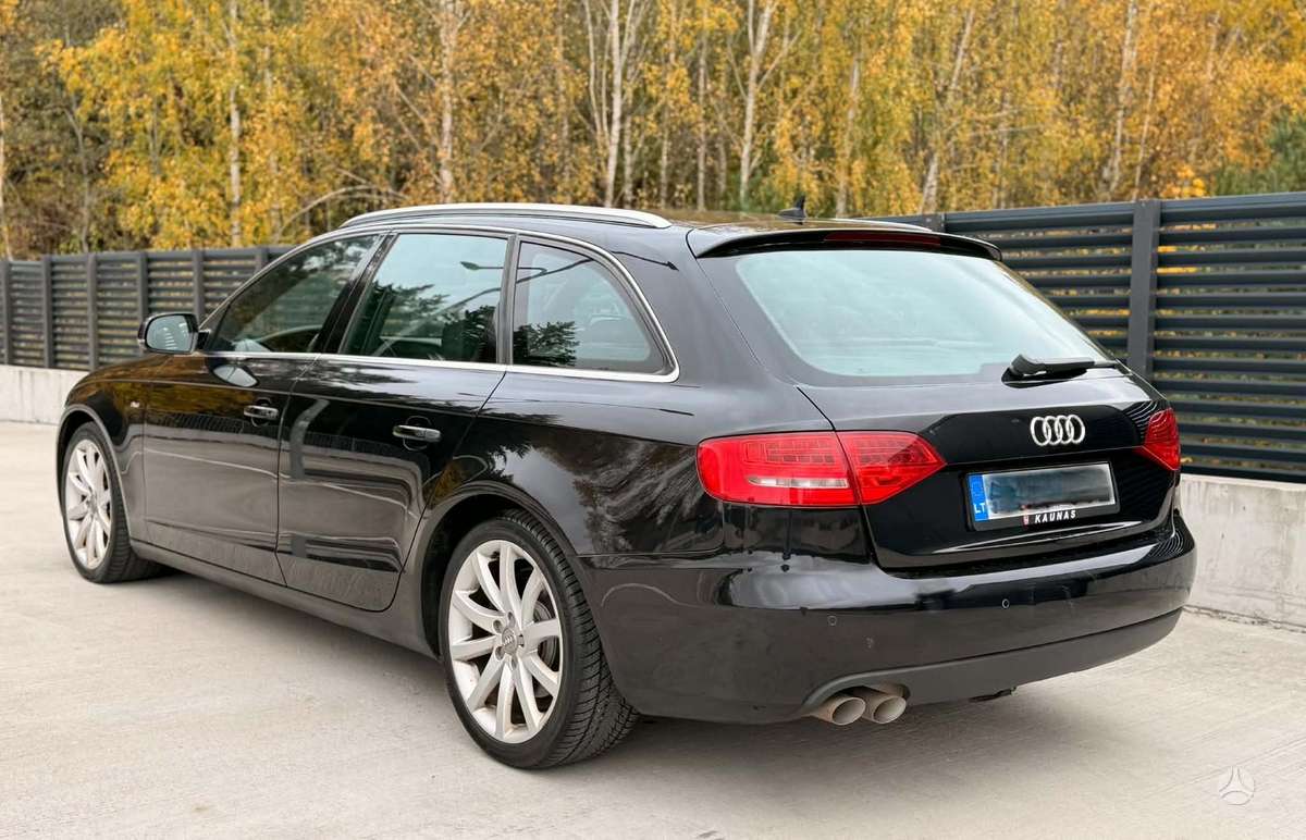 Audi A4 2011 — engine 1968 cm³, 143 HP (105kW)