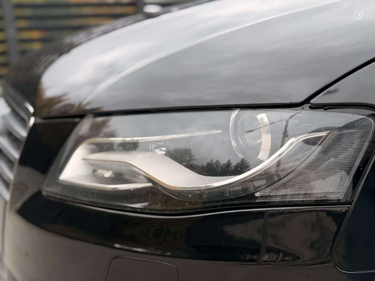 Audi A4 2011 — photo 6