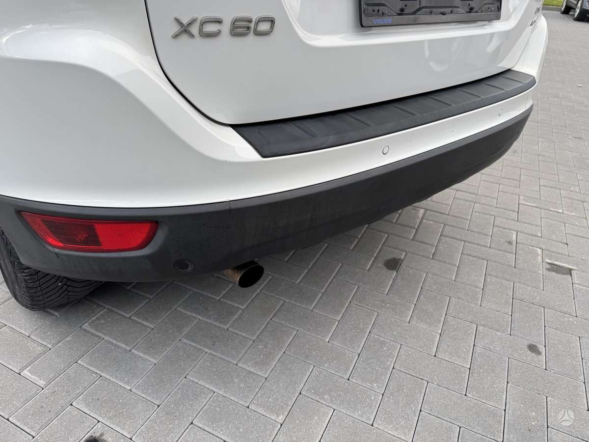 Volvo XC60 2009 — photo 12
