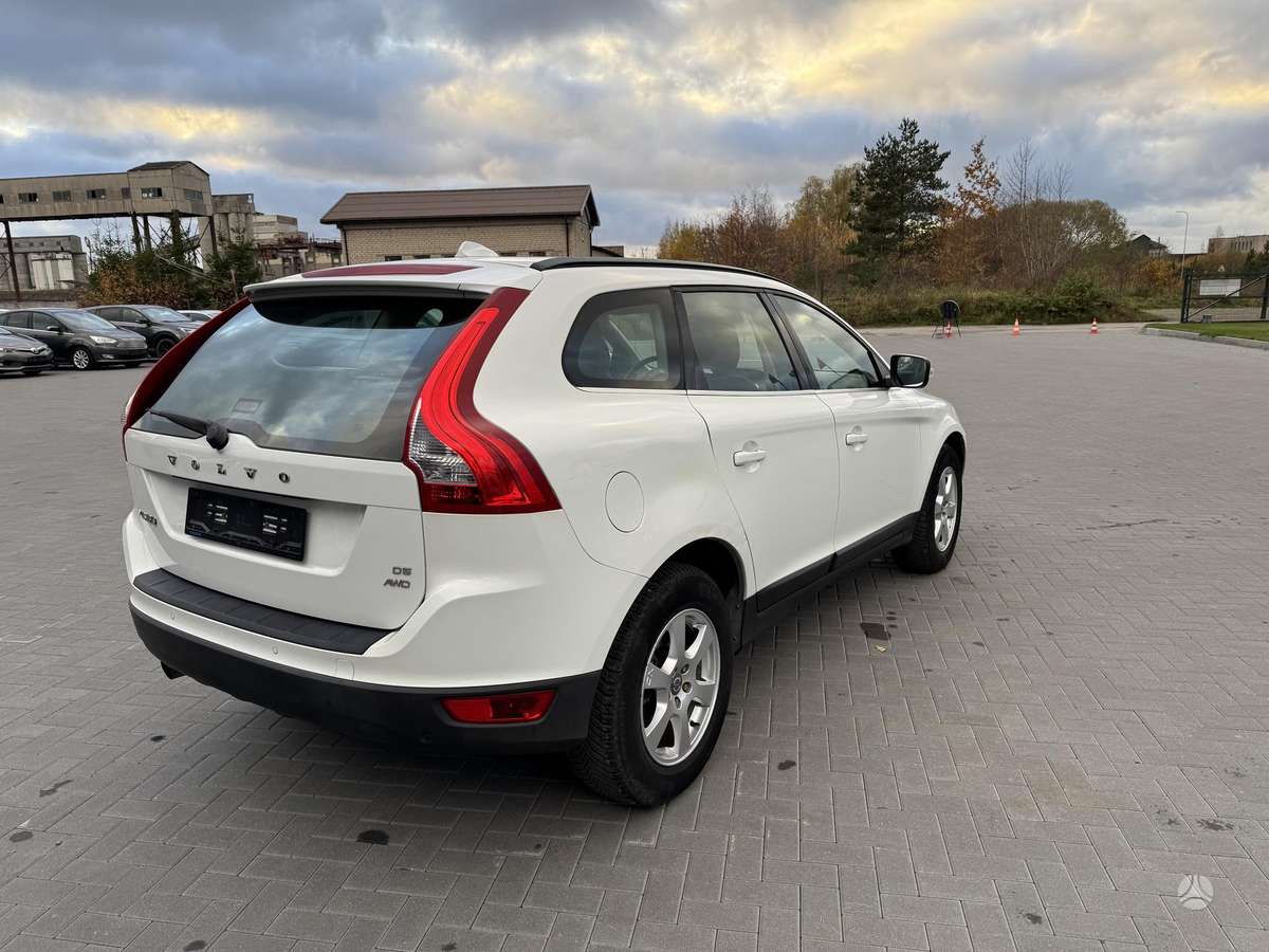 Volvo XC60 2009 — photo 5