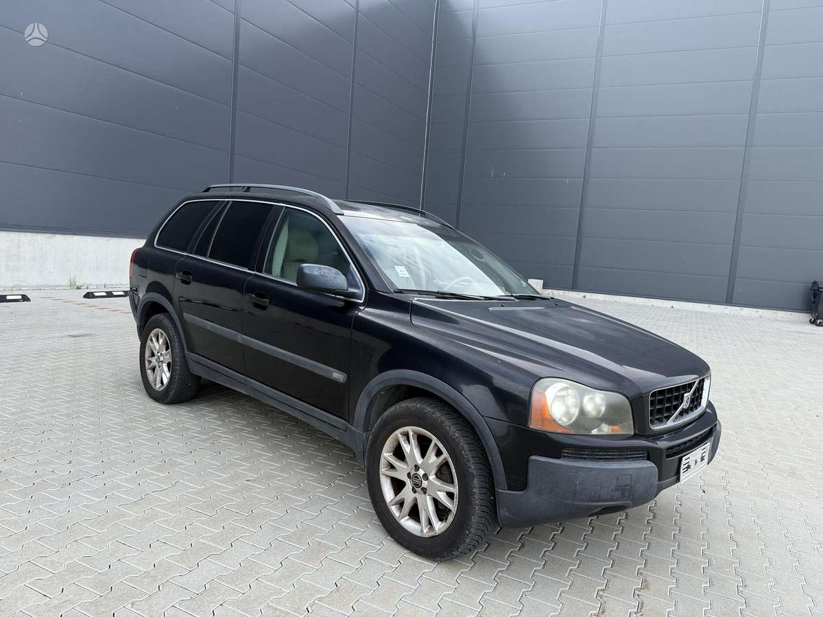 Volvo XC90 2005 — interior