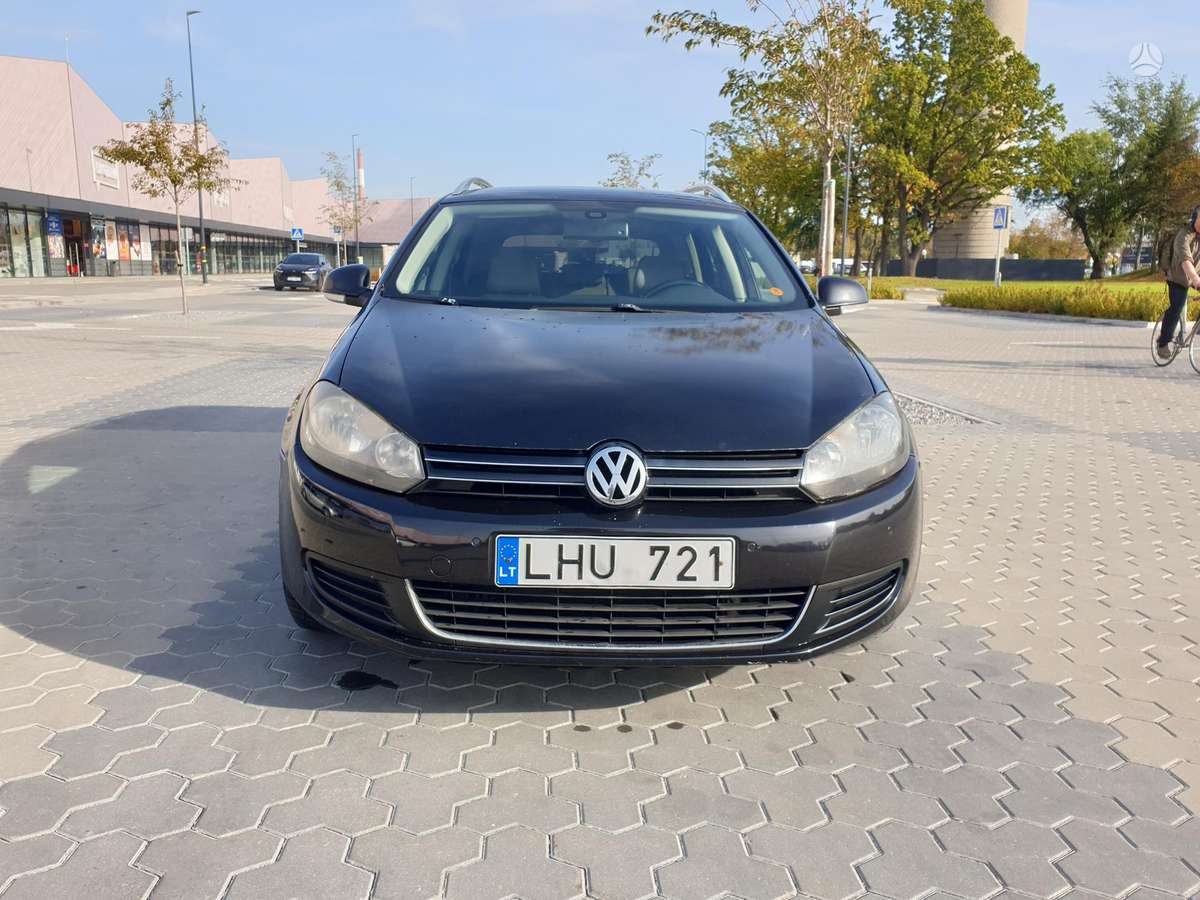 Volkswagen Golf 2010 — engine 1968 cm³, 140 HP (103kW)