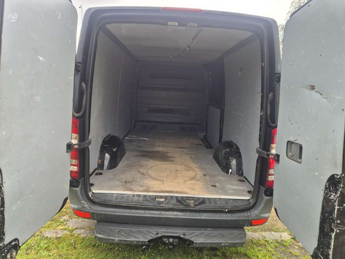 Mercedes-Benz Sprinter 2011 — photo 6