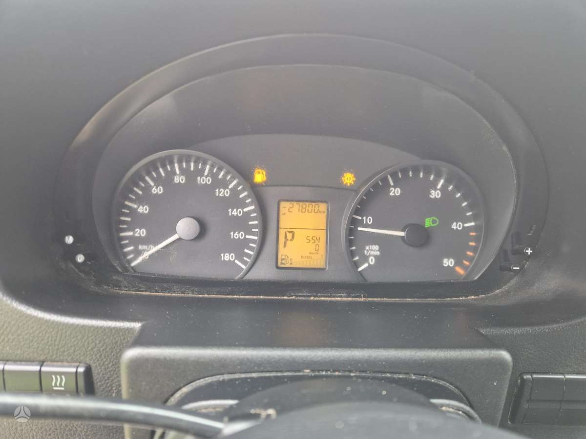 Mercedes-Benz Sprinter 2011 — photo 8