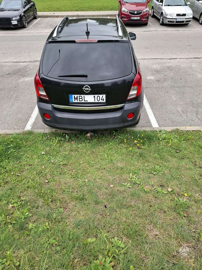 Opel Antara 2013 — interior