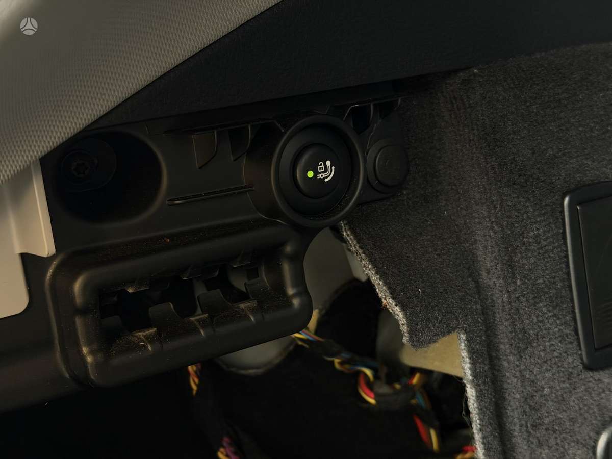 BMW 320 2013 — photo 14
