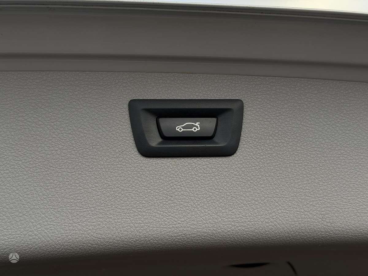 BMW 320 2013 — photo 15