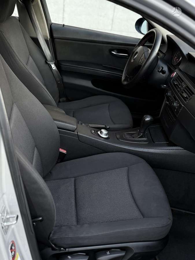 BMW 320 2006 — photo 12