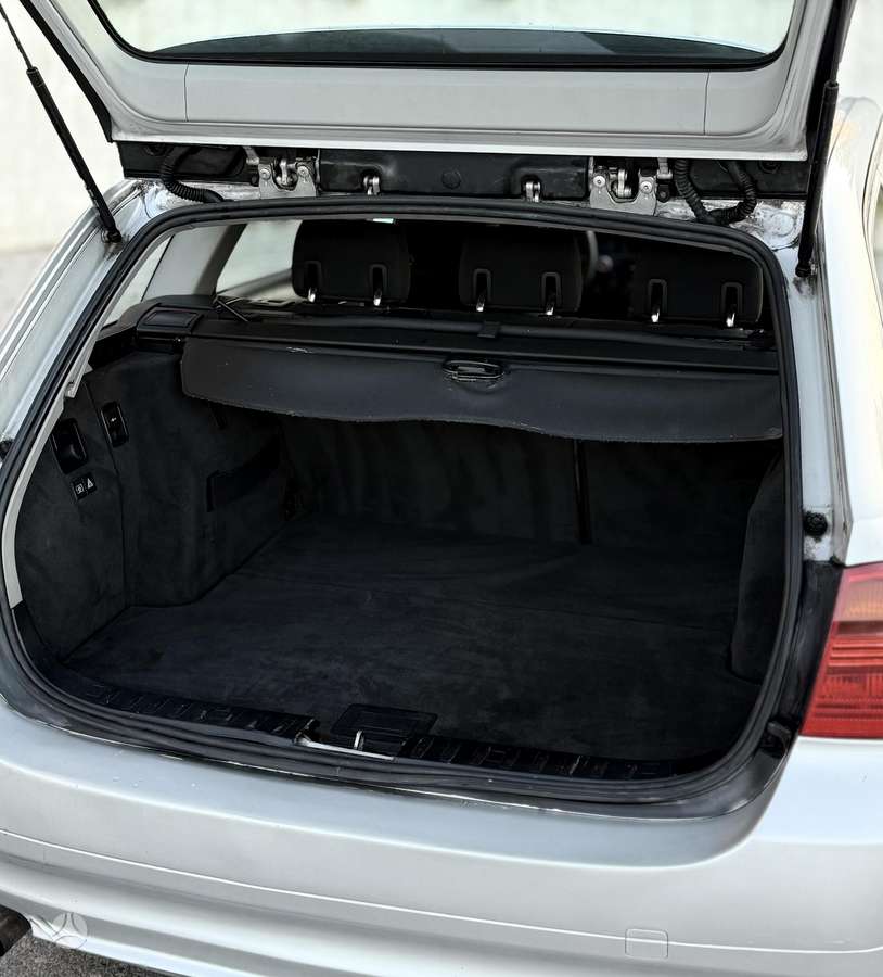 BMW 320 2006 — photo 8
