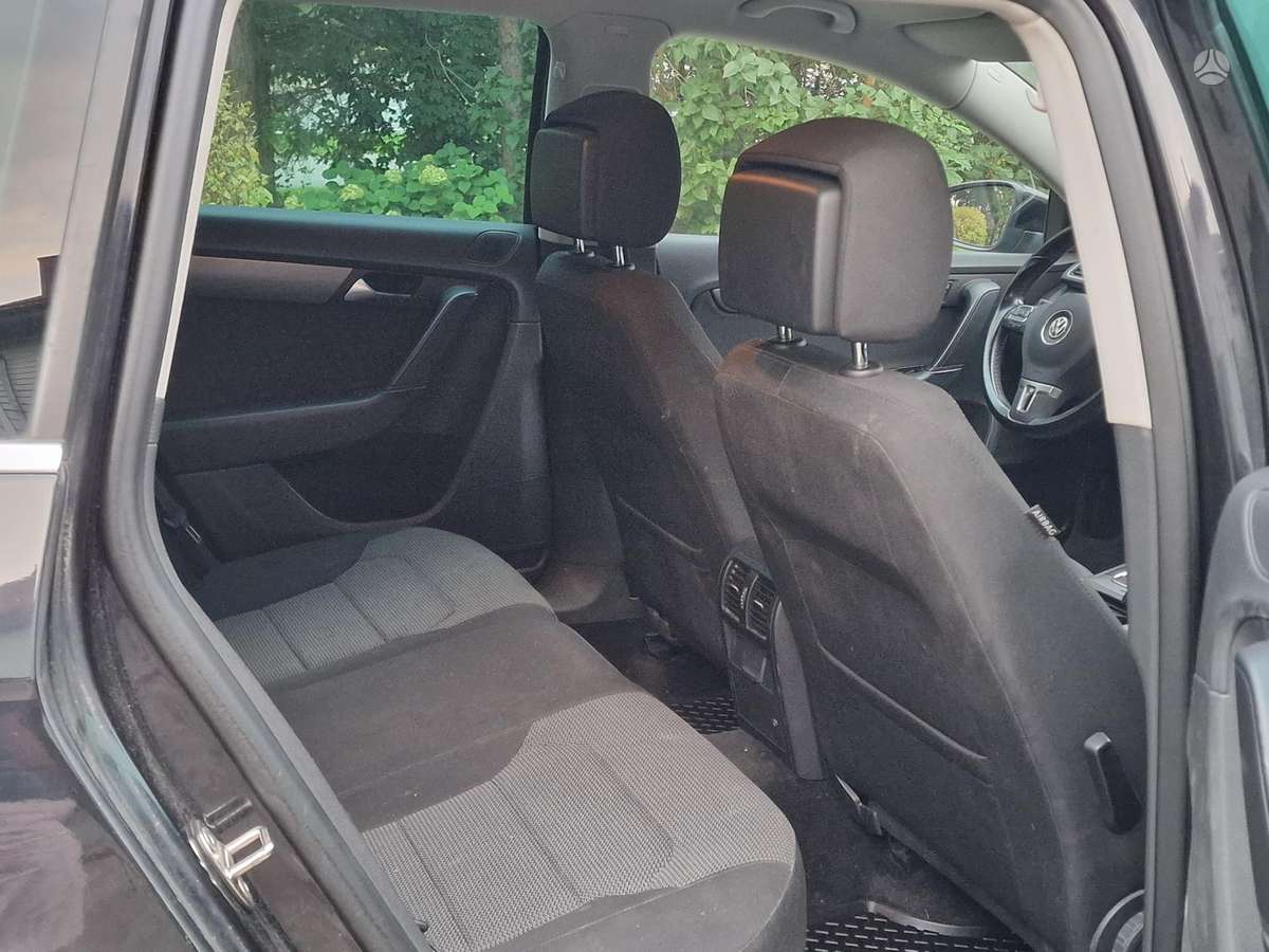 Volkswagen Passat 2012 — photo 12