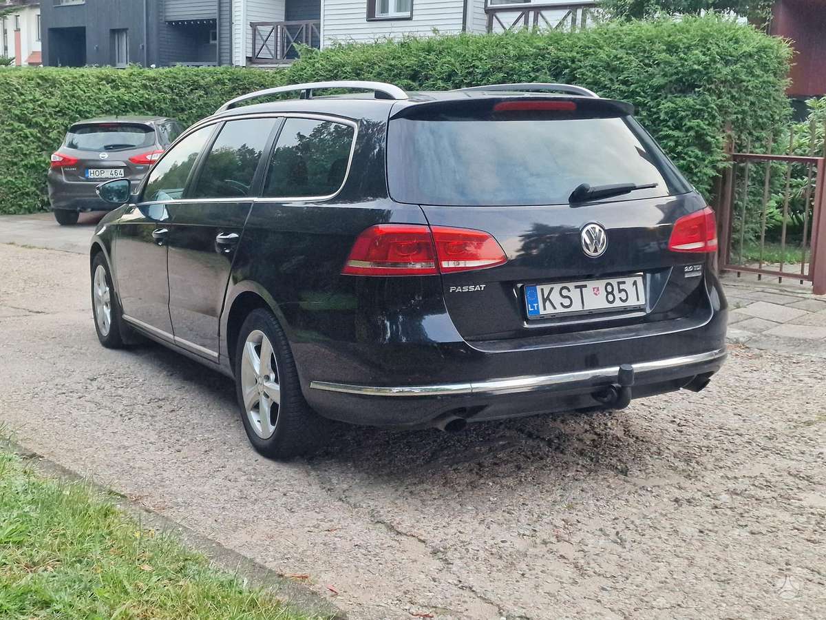 Volkswagen Passat 2012 — photo 7