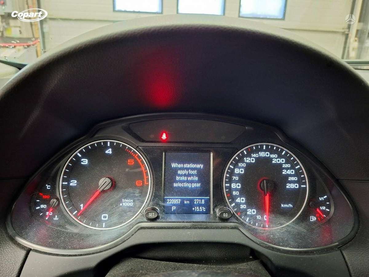Audi Q5 2012 — photo 11