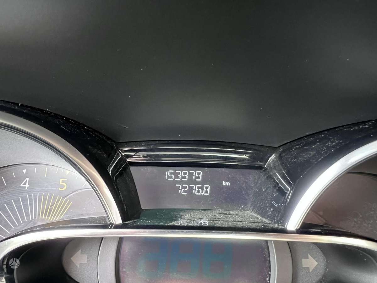 Renault Clio 2015 — photo 13