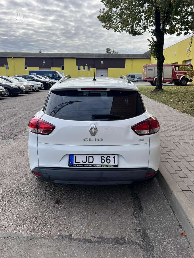 Renault Clio 2015 — interior