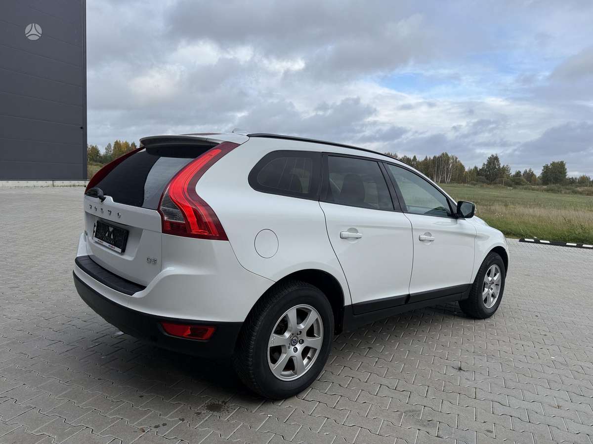 Volvo XC60 2013 — photo 7