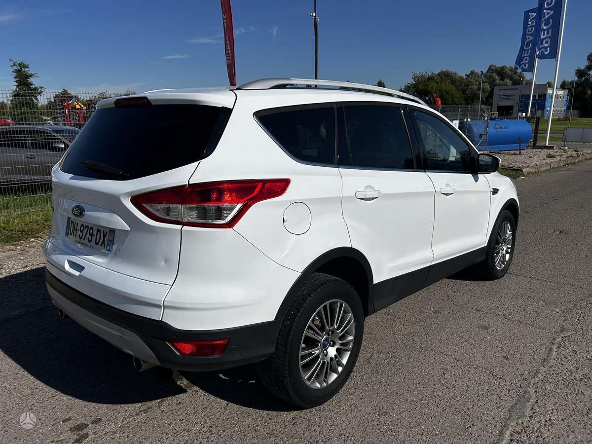 Ford Kuga 2014 — photo 7