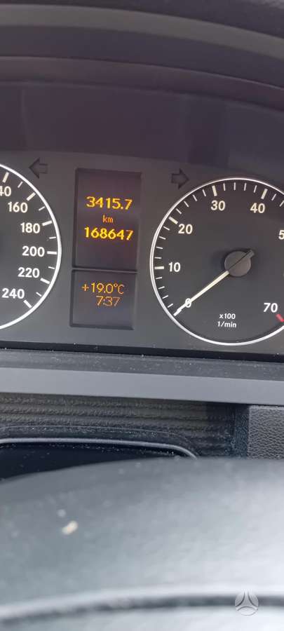 Mercedes-Benz A170 2004 — engine 1699 cm³, 116 HP (85kW)
