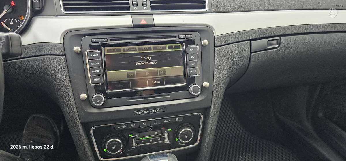 Skoda Superb 2011 — photo 20