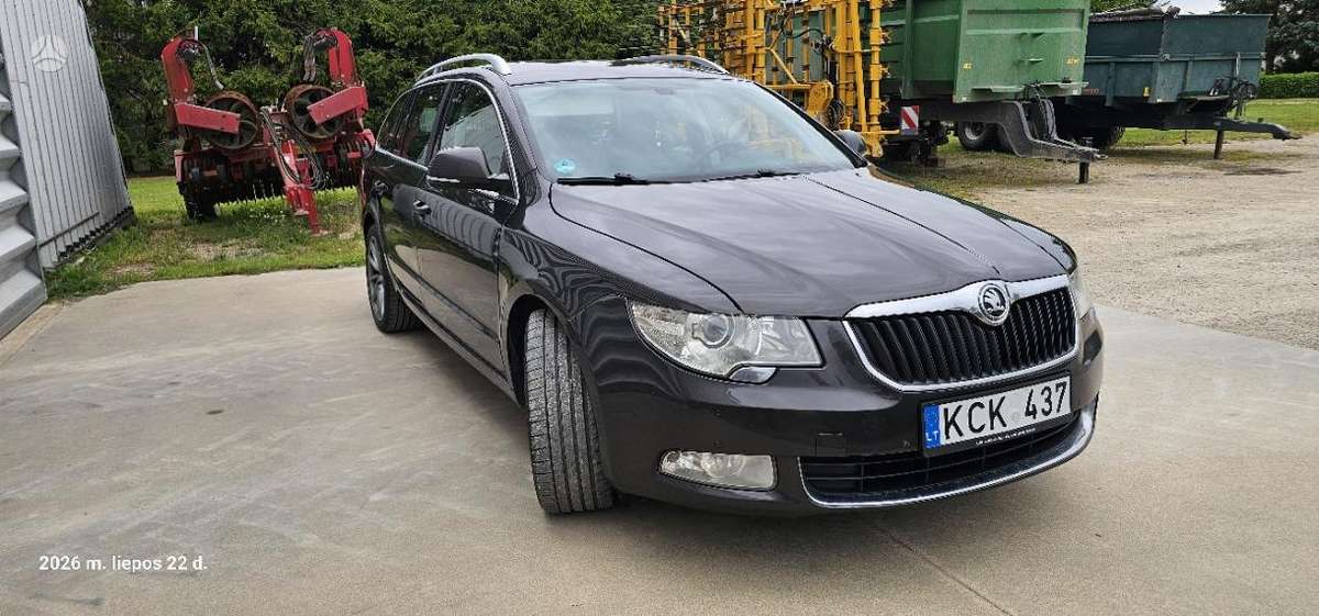 Skoda Superb 2011 — engine 1968 cm³, 170 HP (125kW)