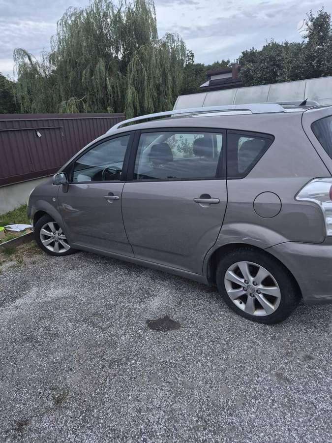 Toyota Corolla 2007 — engine 2231 cm³, 136 HP (100kW)
