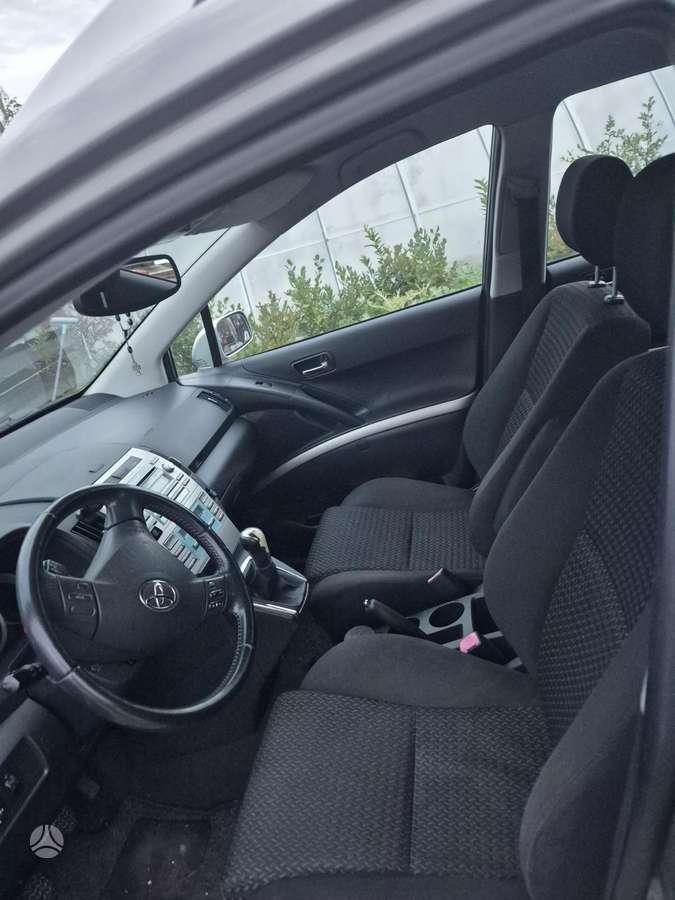 Toyota Corolla 2007 — photo 8