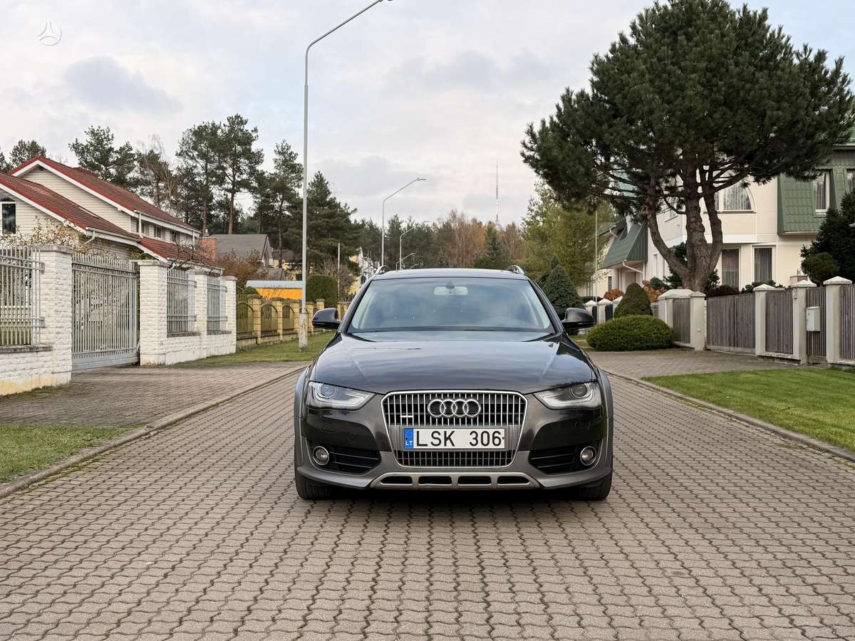 Audi A4, 2013