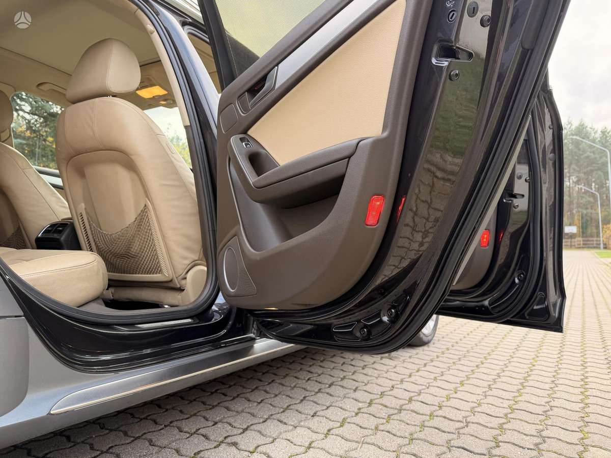 Audi A4 2013 — photo 12