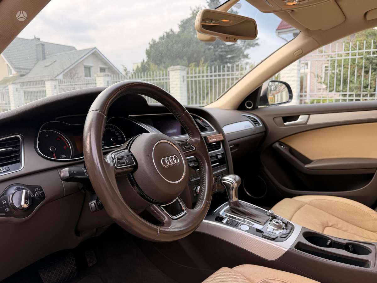 Audi A4 2013 — photo 18