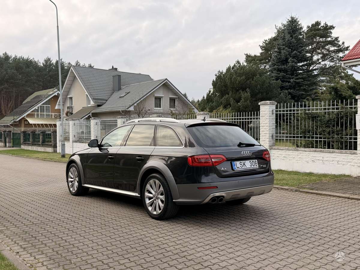 Audi A4 2013 — engine 1968 cm³, 177 HP (130kW)