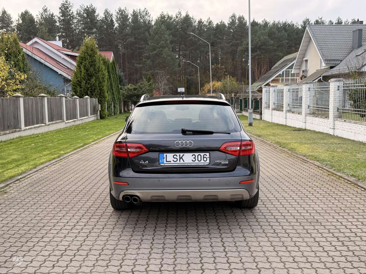 Audi A4 2013 — photo 5
