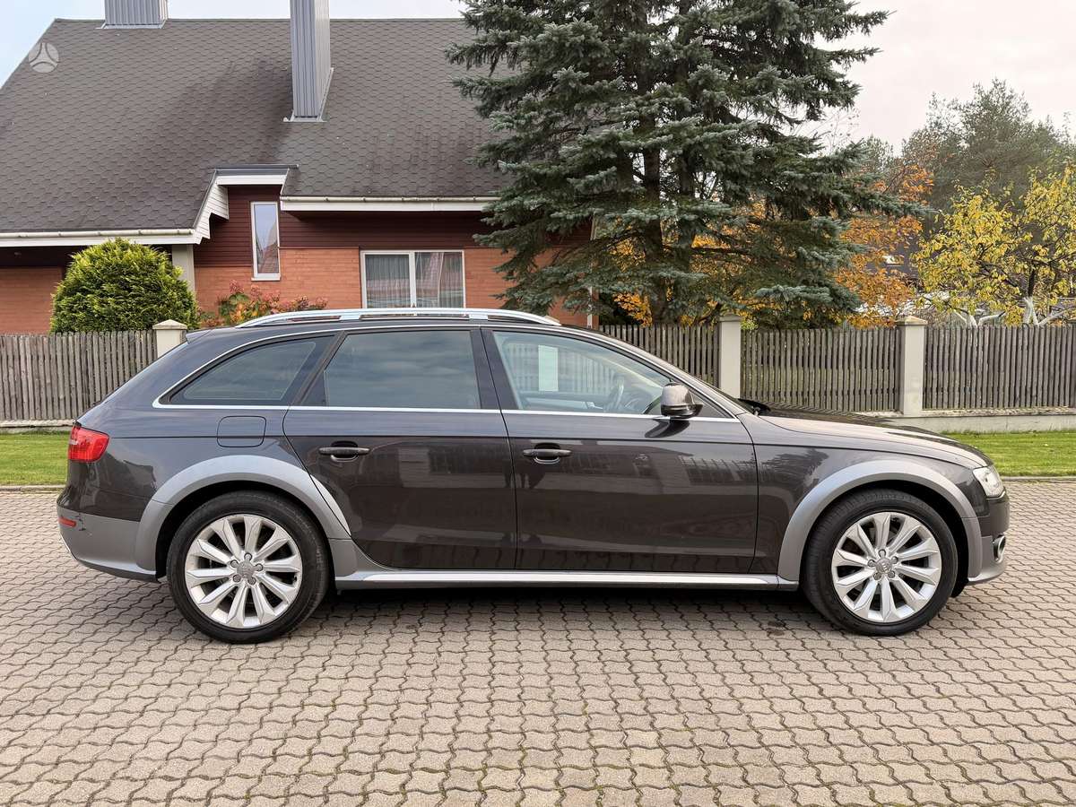 Audi A4 2013 — photo 7