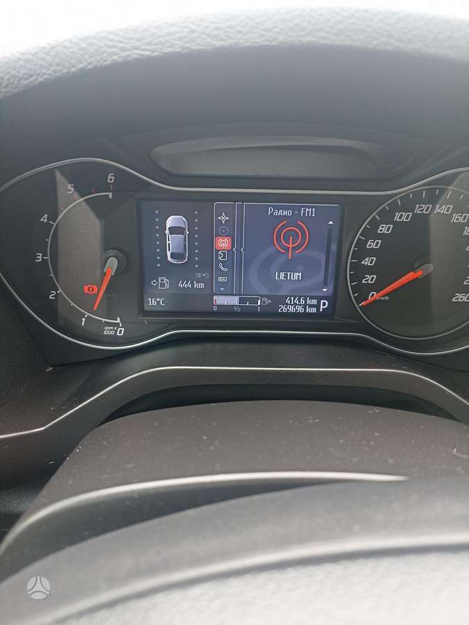 Ford S-MAX 2011 — engine 2179 cm³, 200 HP (147kW)